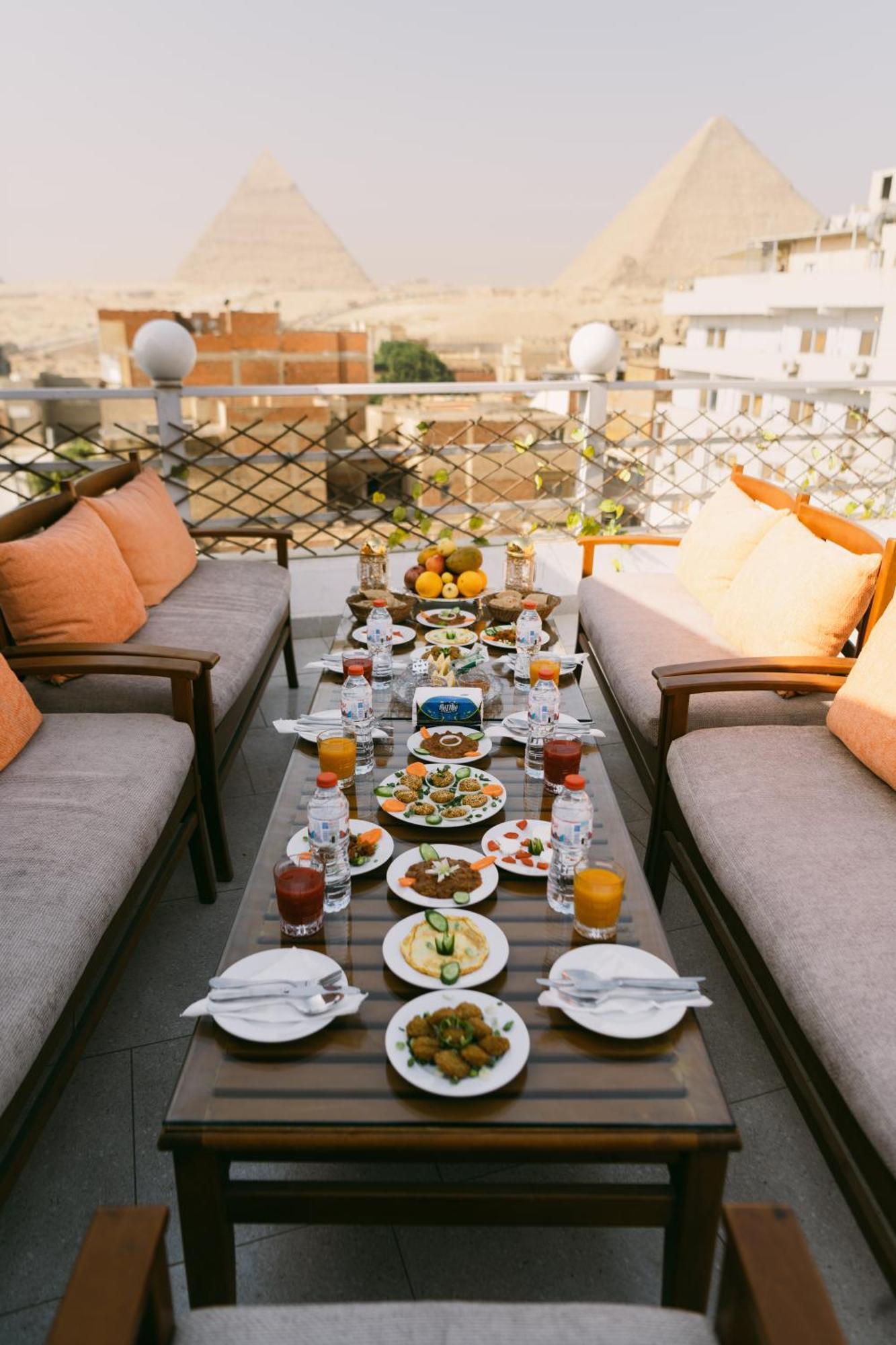 Jimmy Pyramids Hotel Kafret el-Gabal Екстериор снимка