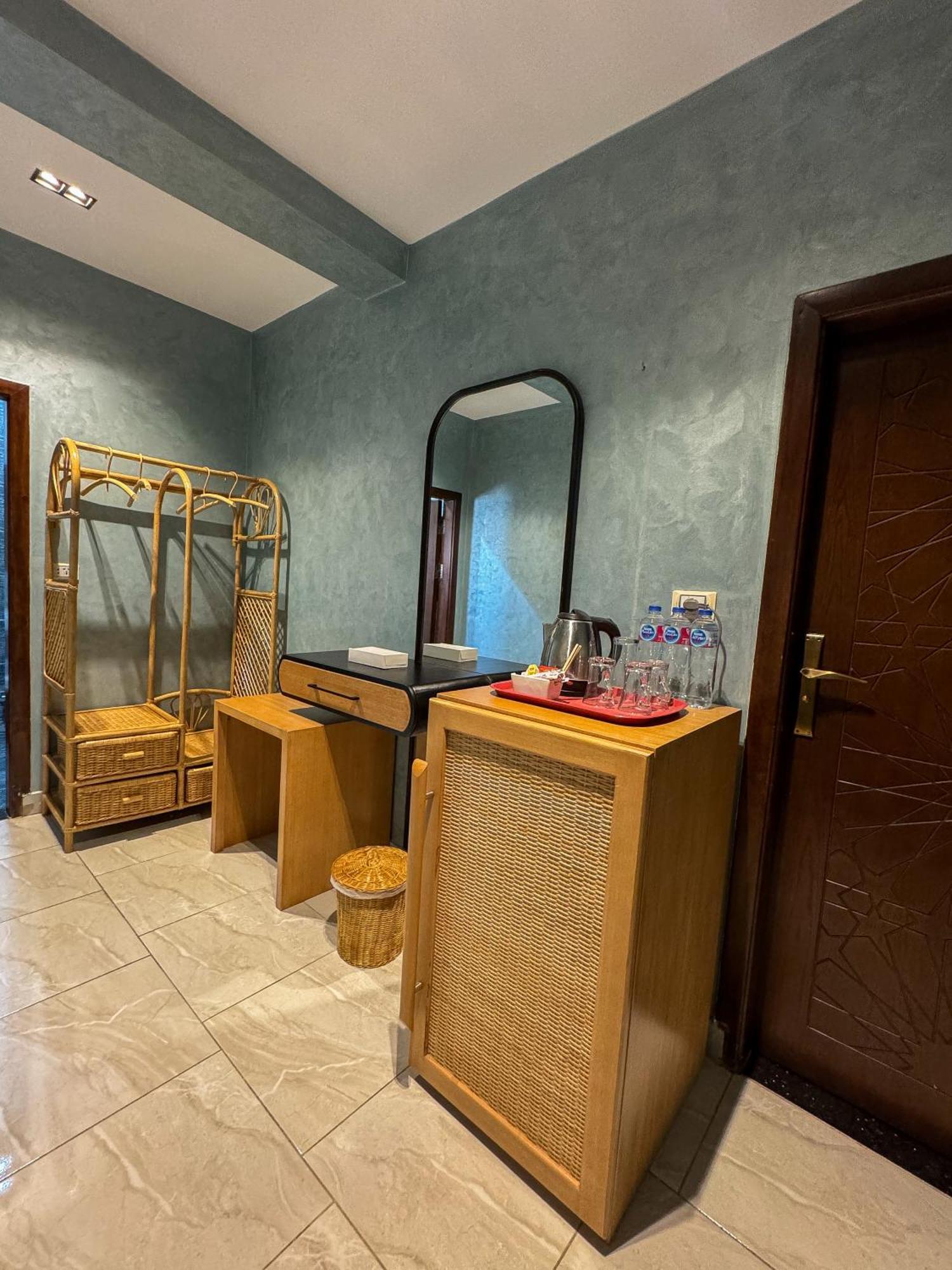 Jimmy Pyramids Hotel Kafret el-Gabal Екстериор снимка