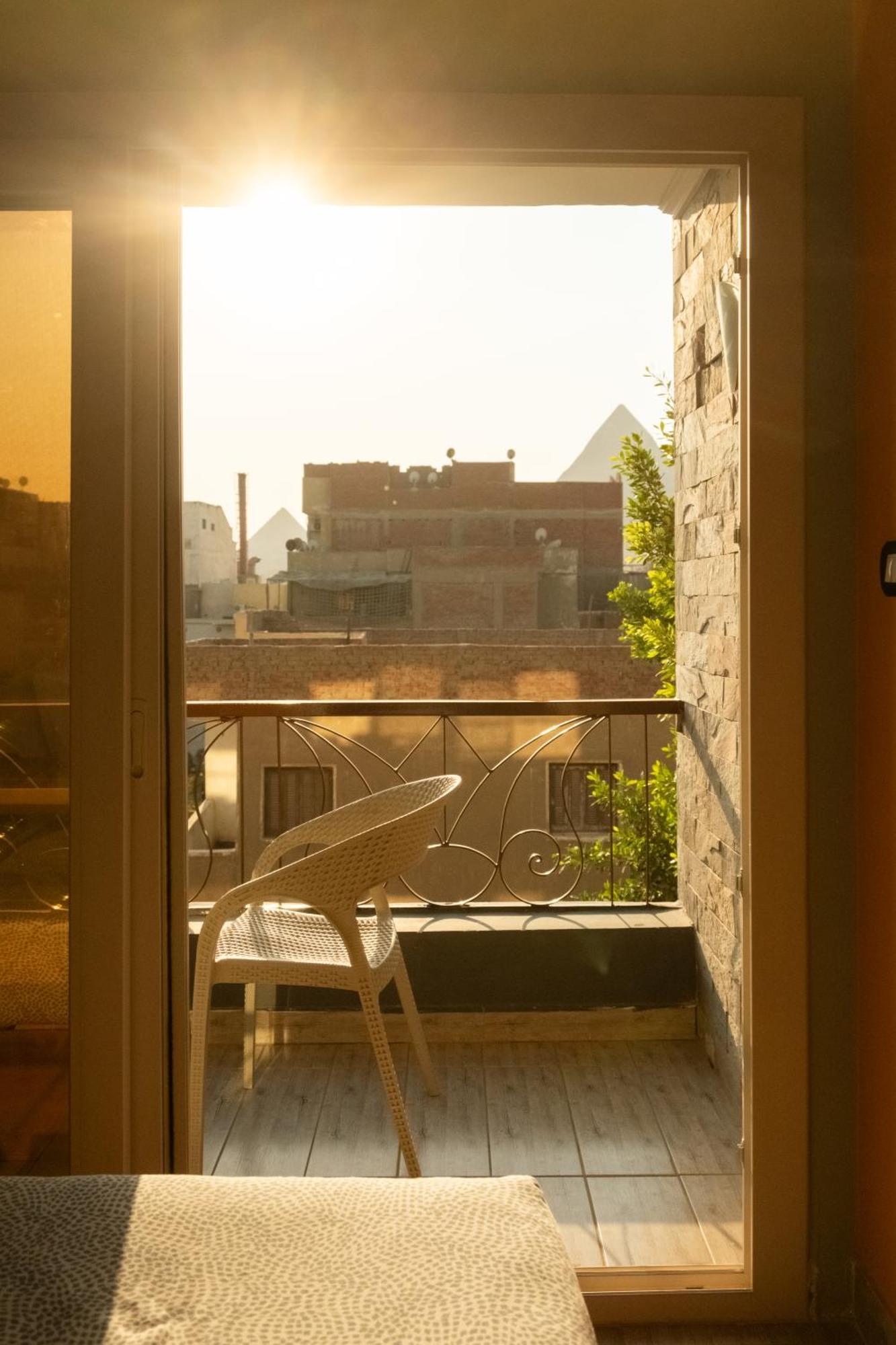 Jimmy Pyramids Hotel Kafret el-Gabal Екстериор снимка