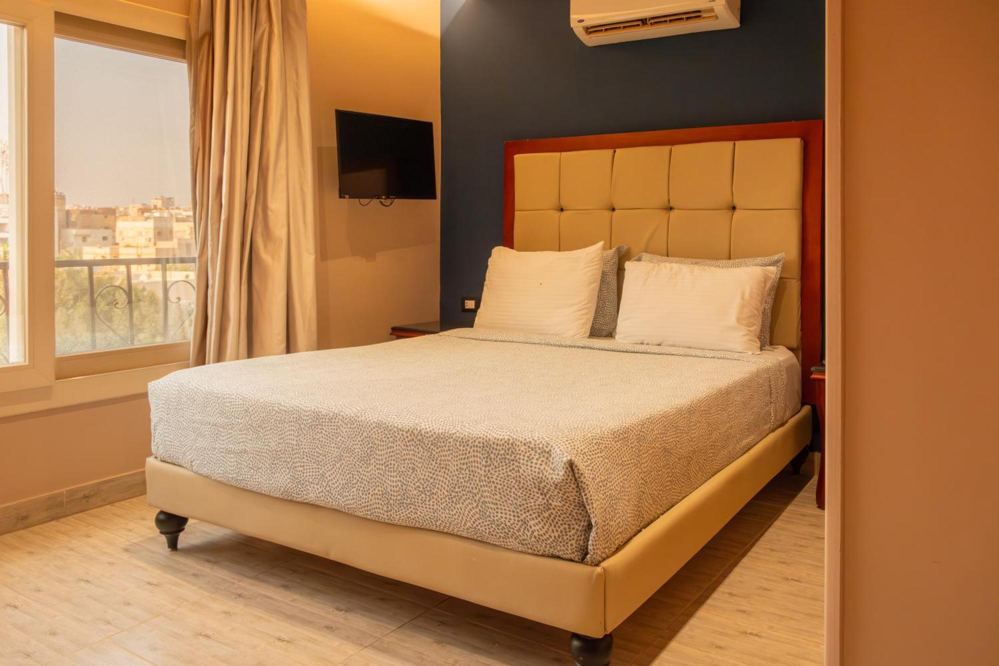 Jimmy Pyramids Hotel Kafret el-Gabal Екстериор снимка